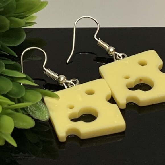 Cheese Earring, Gift Idea, Funny Food, Chef Earring, Cooking Earring, Novelty - Picture 1 of 5